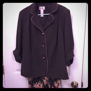 Women’s skirt and jacket set. Size 18W